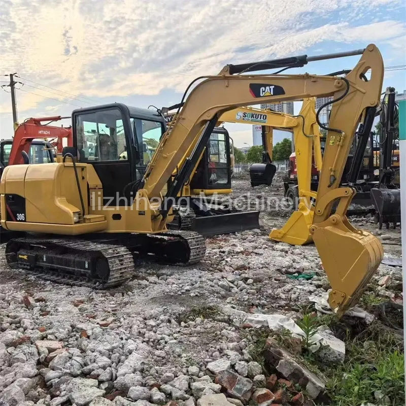 Hot sale original Used CATERPILLAR Cat306 excavator for construction projects (1)