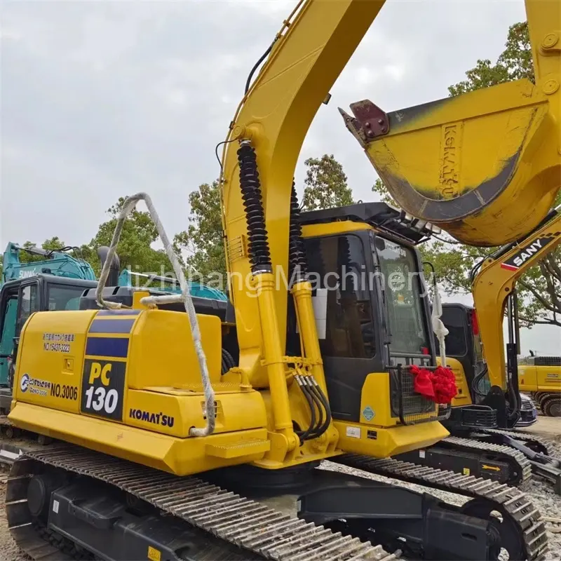 Exportador de excavadoras sobre orugas de Japón de segunda mano Komatsu PC130-7